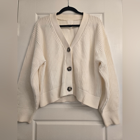 H&M Cardigan - Picture 1 of 3